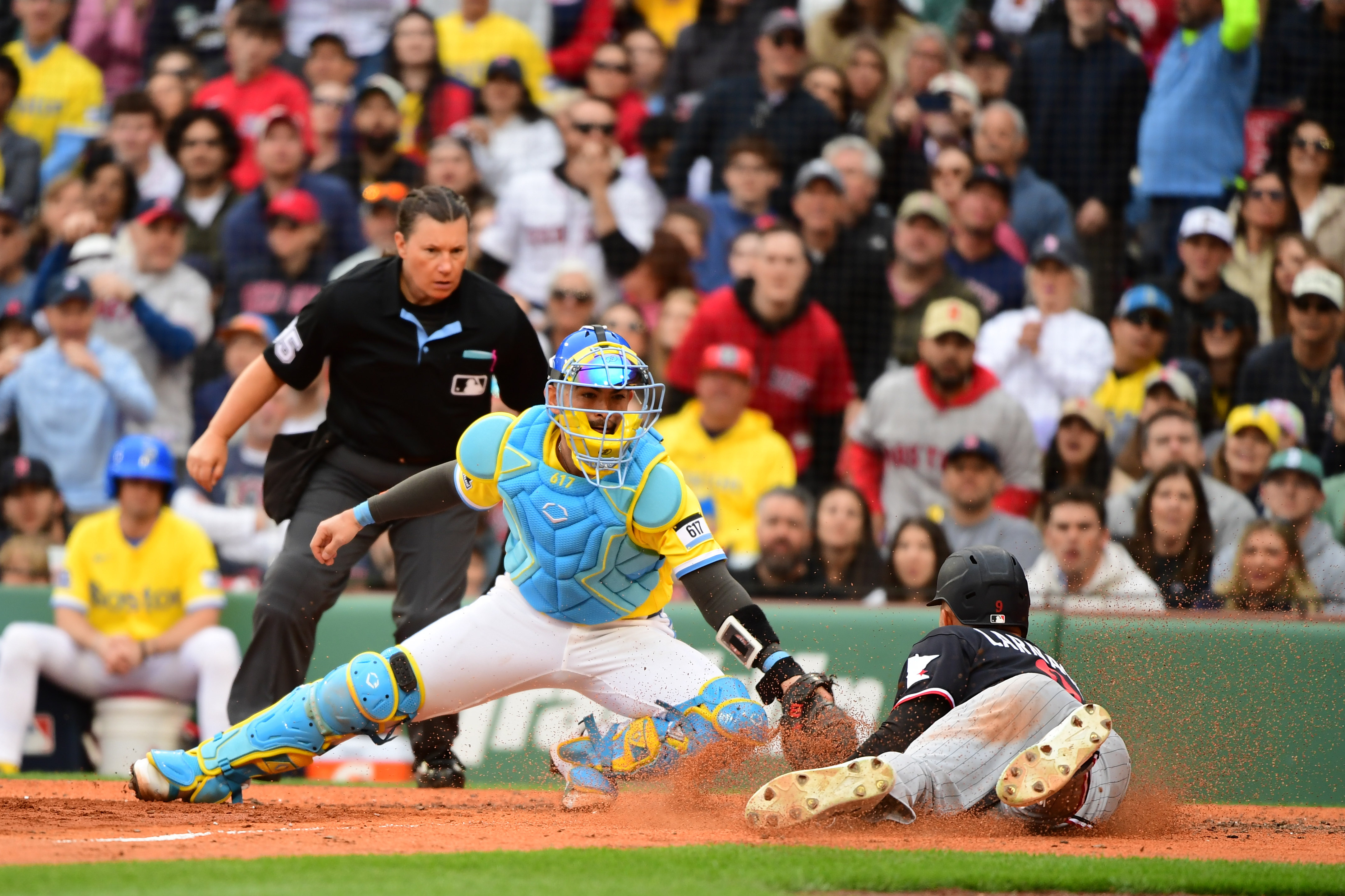 Red Sox rally falls short in ninth, fall to 8-16 at home with 4-2 loss to Twins Red Sox rally falls short in ninth, fall to 8-16 at home with 4-2 loss to Twins