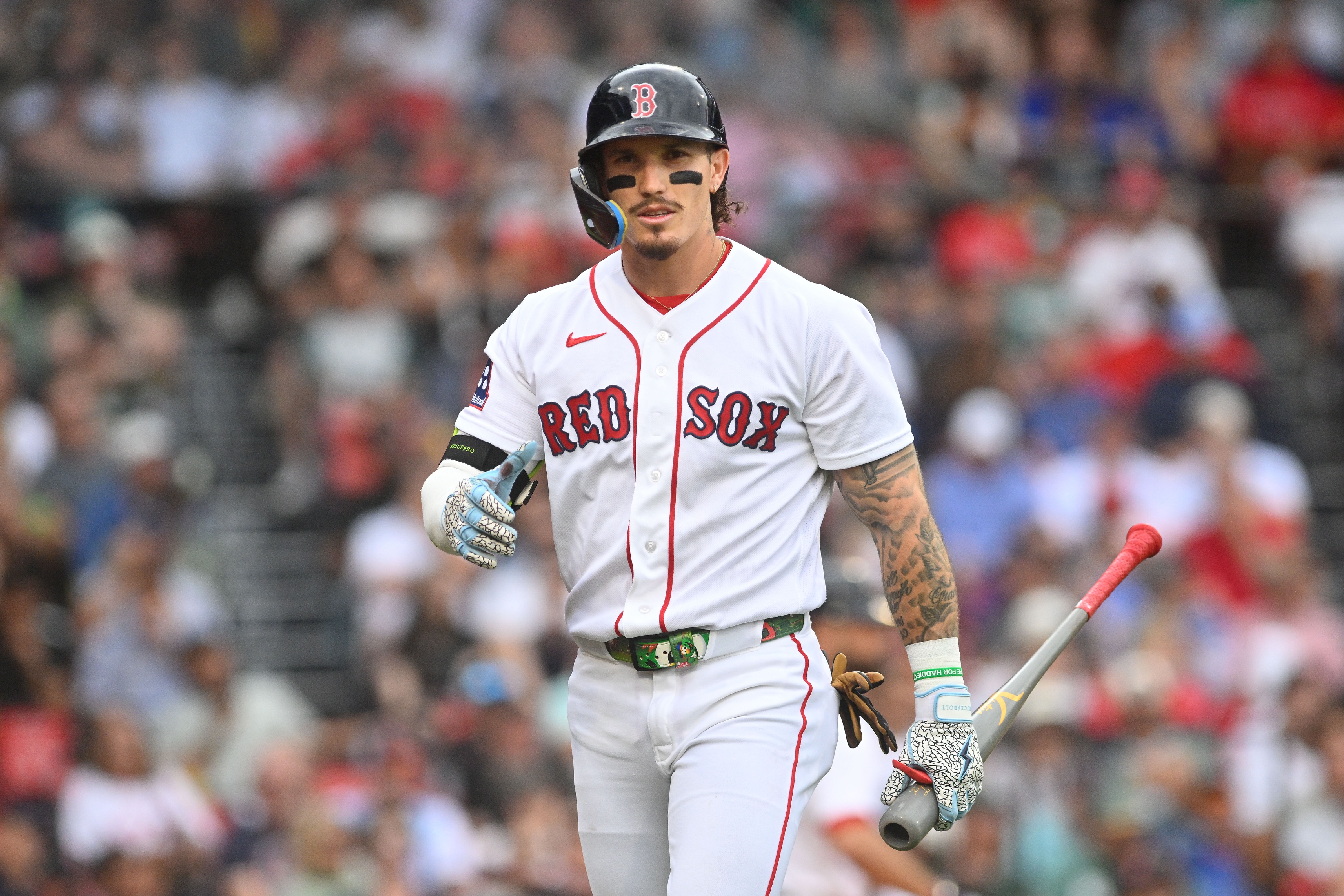 Blue Jays complete Fenway sweep as Red Sox fall to 14 games under .500 Blue Jays complete Fenway sweep as Red Sox fall to 14 games under .500