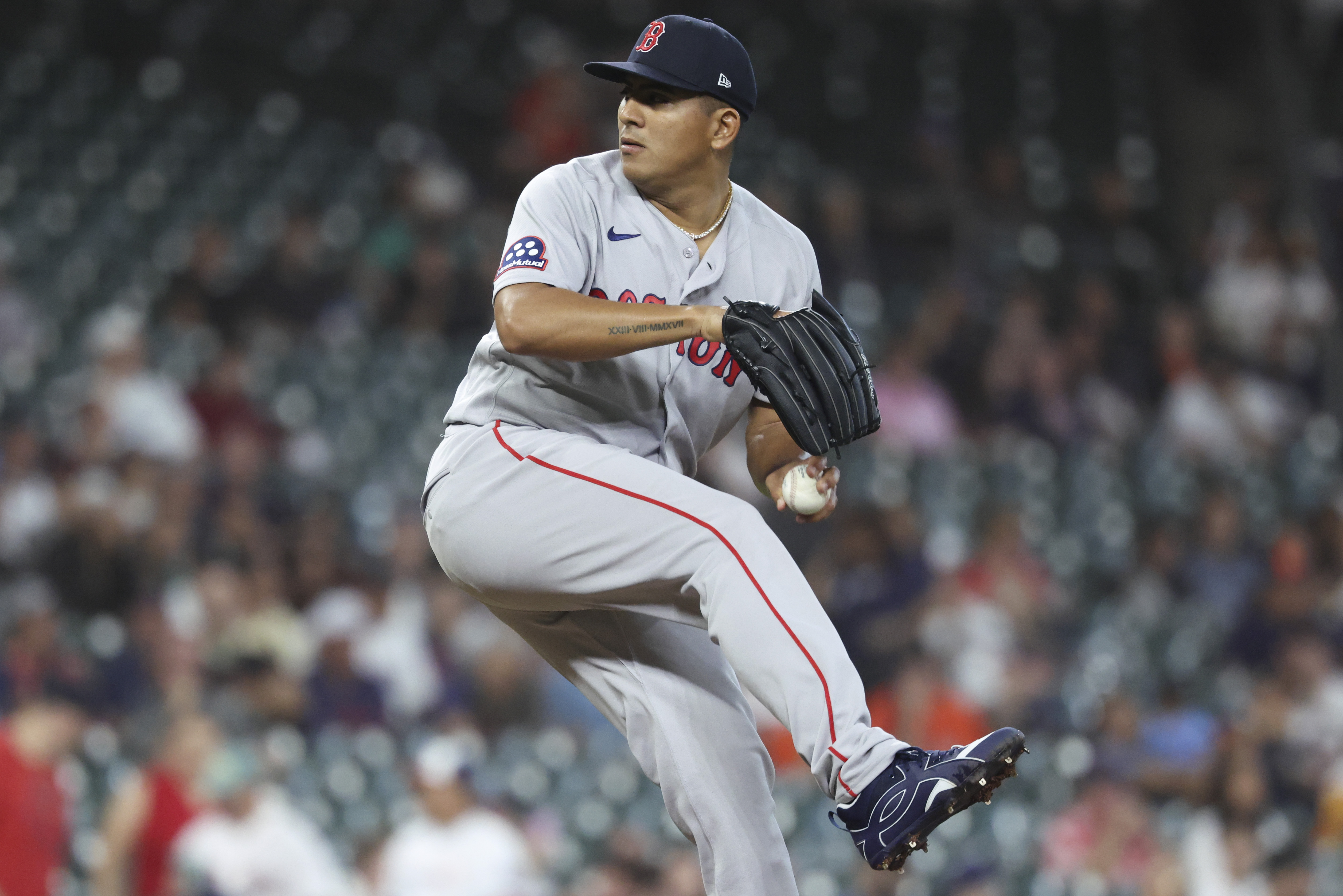 New Red Sox pitchers Ranger Suárez, Johan Oviedo falter in debut as Astros pummel Boston 8-1 New Red Sox pitchers Ranger Suárez, Johan Oviedo falter in debut as Astros pummel Boston 8-1