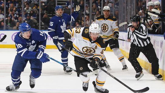 FINAL: Bruins 4,  Maple Leafs 1 -  Bruins dominate Toronto with three goals in second period  taken at BSJ Headquarters  (Bruins)