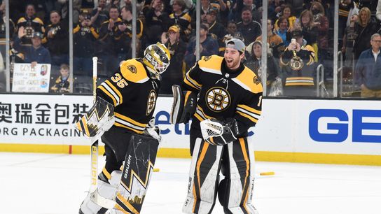 Final: Bruins 4, Flyers 1 - B's improve to 10-0 at TD Garden taken At TD Garden (Bruins)