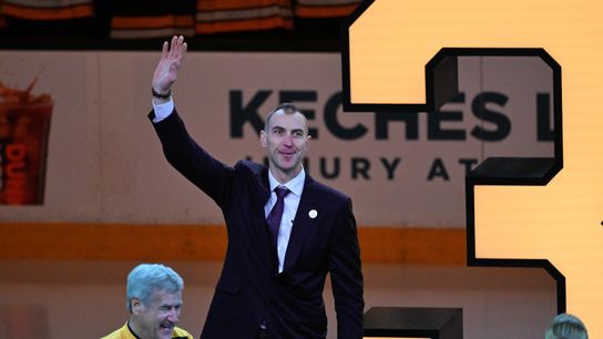 Haggerty: Chara shows B's the way in retirement ceremony taken at TD Garden (Bruins)