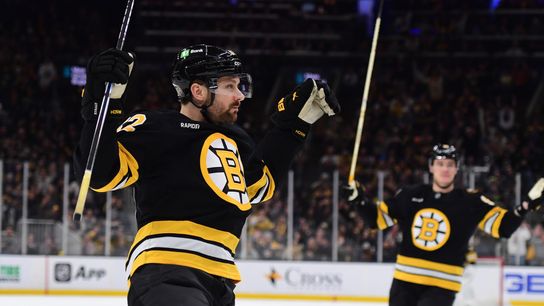 Haggerty: Kuraly, fourth line clocks in for the Bruins taken at TD Garden (Bruins)
