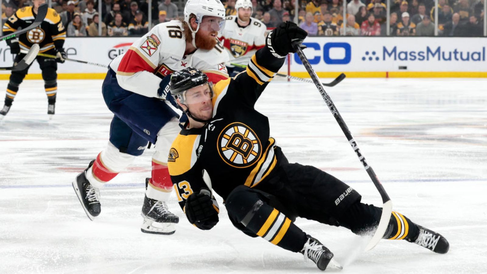 Charlie Coyle remains team-changing presence for Bruins