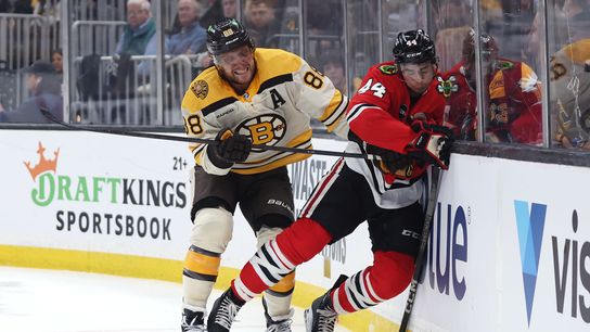 FINAL: Bruins 3, Blackhawks 1 - Pastrnak scores twice as Boston wins season-opener; Bedard picks up first taken at TD Garden (Bruins)