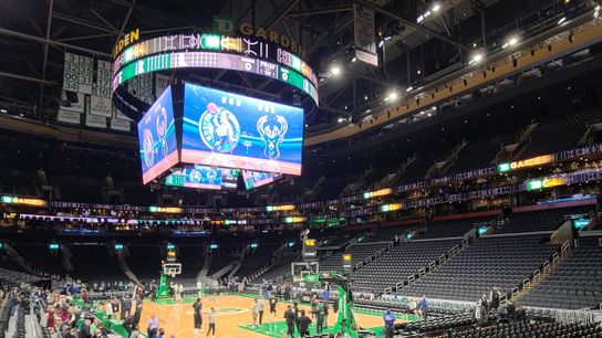 Final: Celtics 117, Bucks 103 - Jayson Tatum drops 42 in complete win over Milwaukee taken at TD Garden (Celtics)