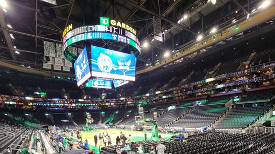 Final: Celtics 113, Hornets 107 - Not a pretty finish, but C's make the right plays to hold on taken at TD Garden (Celtics)