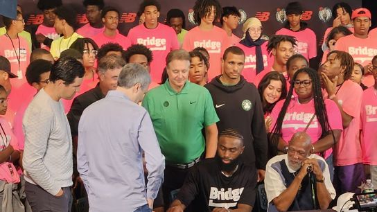 Jaylen Brown officially signs supermax deal: 'Nobody has seen my best yet' taken at MIT Media Lab (Celtics)