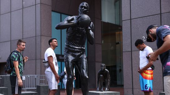 Karalis: Want to compare eras? Do it right and maybe you'll find a deeper appreciation for the game taken at BSJ Headquarters (Celtics)