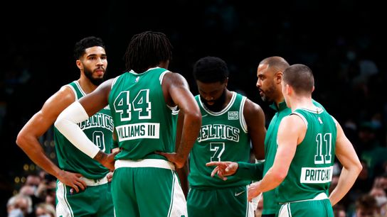 NBA Notebook: How Ime Udoka and the Celtics take advantage of halftime taken at BSJ Headquarters (Top Celtics)
