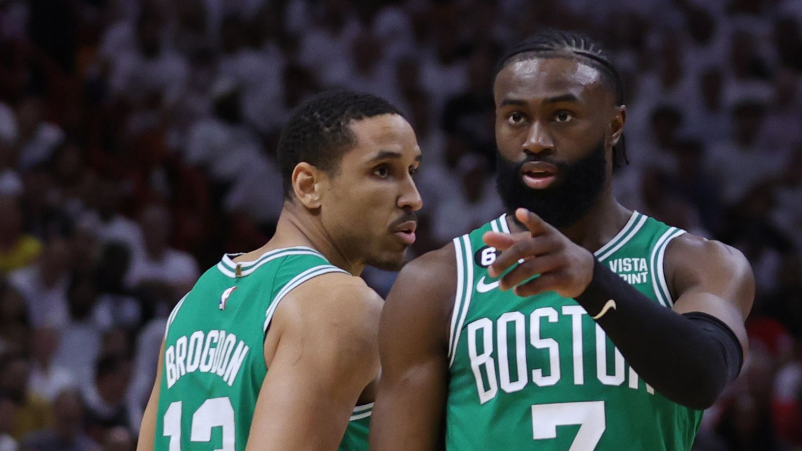 Celtics' Jaylen Brown Enjoying Damon Stoudamire's Presence