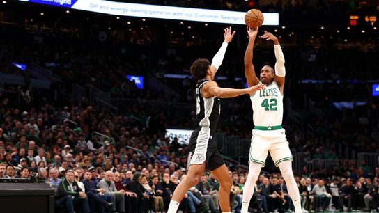 Final: Celtics 117, Spurs 98 - C's cruise to 20th straight home win  taken at TD Garden (Celtics)