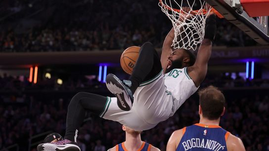 BSJ Game Report: Celtics 116, Knicks 102 - 3-point barrage buries Knicks, gives C's eighth-straight win taken at Madison Square Garden  (Celtics)