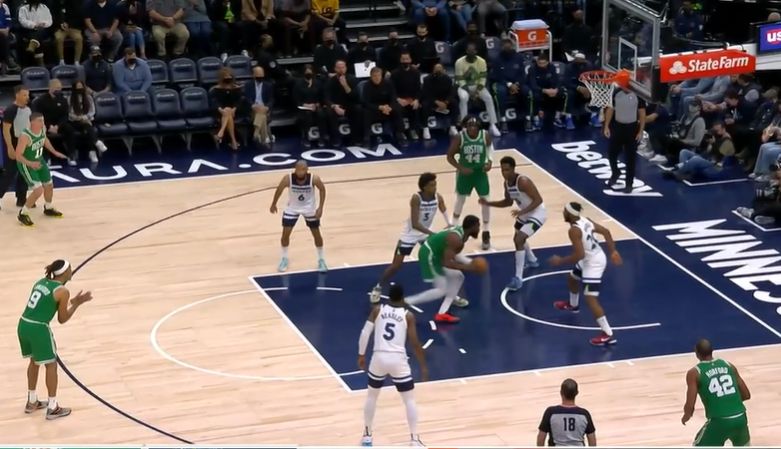 photoCaption-photoCredit