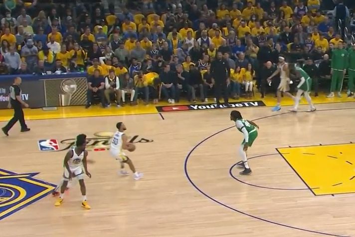 photoCaption-photoCredit