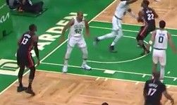 photoCaption-photoCredit