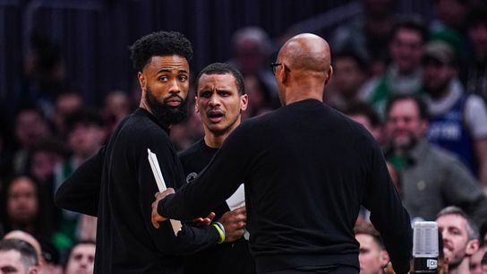 Picks 'n Pops: Christmas wishes, the 3-point debate, and a ref I WOULD pay to see taken at BSJ Headquarters (Celtics)
