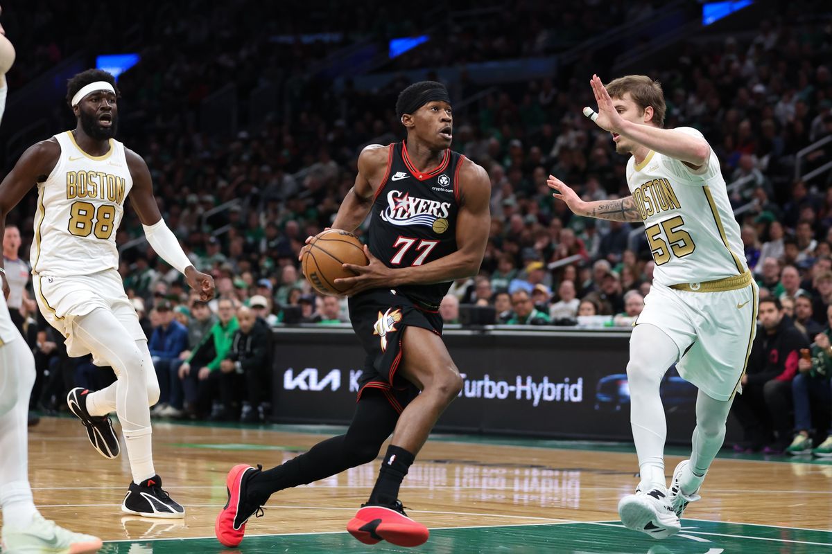 VJ Edgecombe drives on Baylor Scheierman