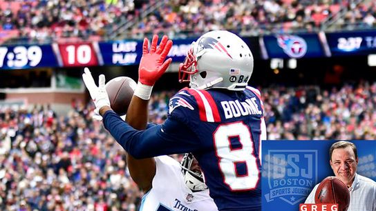 Podcast: Bedard reviews Patriots-Titans with 98.5 The SportsHub Postgame Show 11.28.21 taken at Gillette Stadium (Patriots)