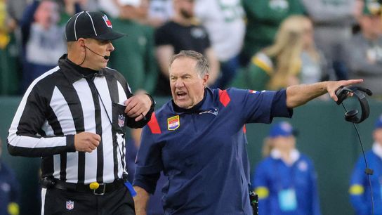 Bedard: Three Plays to an L - Porous 3rd-down defense, a playcalling lapse and run blocking doomed Patriots vs. Packers taken at BSJ Headquarters (Patriots)