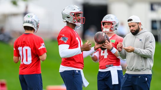 Bedard: Observations from Patriots OTA practice #3 - Maye moves up to 2 but offense was not good taken at Gillette Stadium (Patriots)