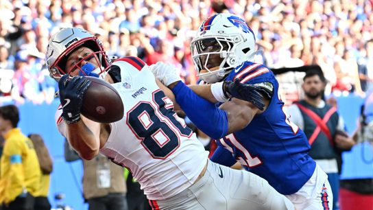 Podcasts: Bedard on Patriots' turnaround in shocking upset of Bills with 98.5 The SportsHub & CLNS taken in Orchard Park, NY (Patriots). Photo by (Imagn Images)