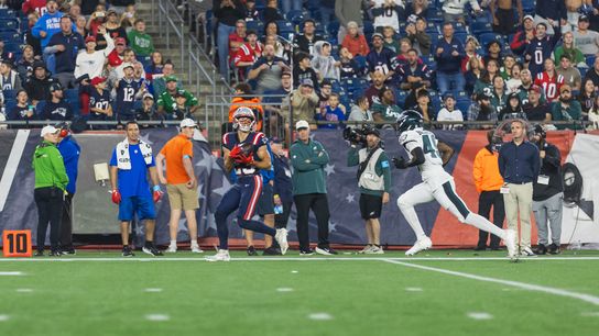 Podcasts: Bedard on Patriots-Eagles, Vrabel's comments and Gonzalez with CLNS and 98.5 The SportsHub taken at Gillette Stadium (Patriots)