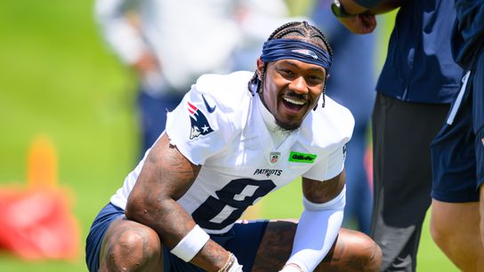 Bedard: OTA #3 Observations - Stefon Diggs back as Patriots' passing attack, Drake Maye look sharp taken at Gillette Stadium (Patriots)