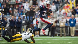 Bedard: 5 plays to a Patriots victory - Perfect blocking, defensive pressure, and Maye to Doubs taken at BSJ Headquarters (Patriots). Photo by (Paul Johnson for BSJ)