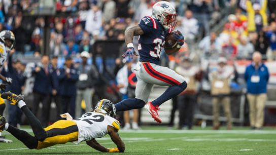 Bedard: 5 plays to a Patriots victory - Perfect blocking, defensive pressure, and Maye to Doubs taken at BSJ Headquarters (Patriots). Photo by (Paul Johnson for BSJ)