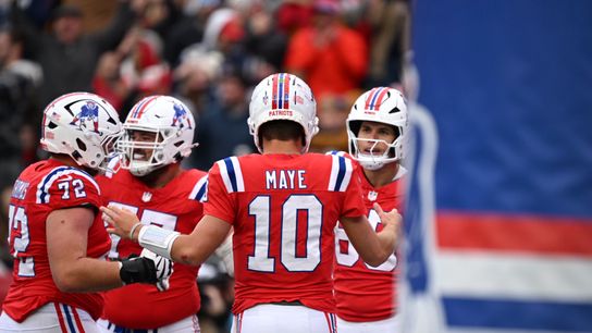 FINAL: Texans 41, Patriots 21 - Maye (3 TDs, three turnovers) up and down in debut taken at Gillette Stadium (Patriots)