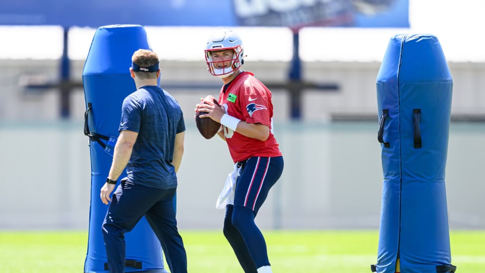 Bedard's OTA No. 1 Observations: Mac Jones in command but indication of ...