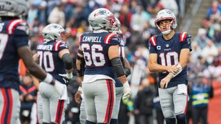 Podcasts: Bedard on Patriots' win over the Steelers, Maye's slow start to season taken at Gillette Stadium (Patriots). Photo by (Paul Johnson for BSJ)