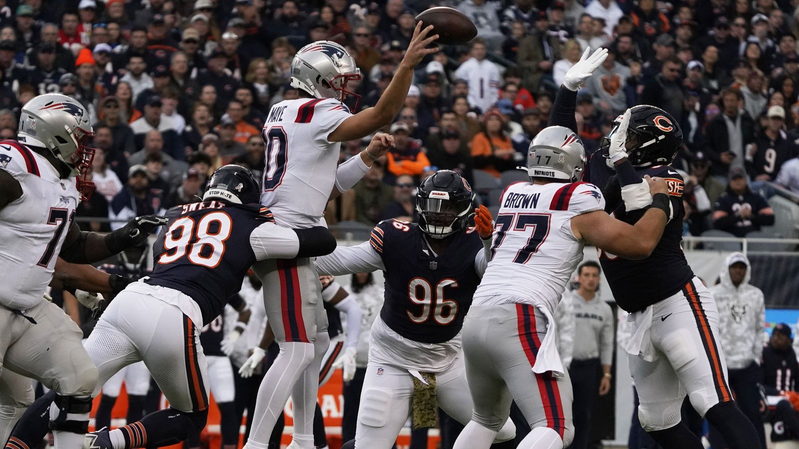 BSJ Live Coverage: Patriots (4-2) at Chicago Bears (4-2), 8:15 p.m. BSJ Live Coverage: Patriots (4-2) at Chicago Bears (4-2), 8:15 p.m.