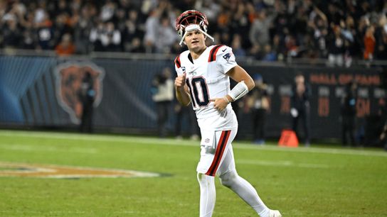 Bedard: 7 sequences to a loss - Blown opportunities on both sides of the ball lead to frustration vs. Bears taken at BSJ Headquarters (Patriots)