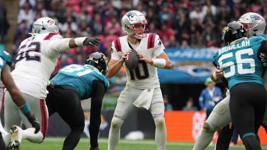 FINAL: Jaguars 32, Patriots 16 - New England outscored 32-6 after great first quarter taken at BSJ Headquarters (Patriots)