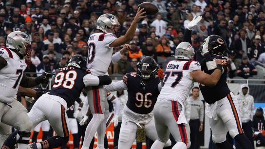 Bedard's Breakdown: Defense, coaches pick up Drake Maye during off game against tough Bears pass defense taken at BSJ Headquarters (Patriots)