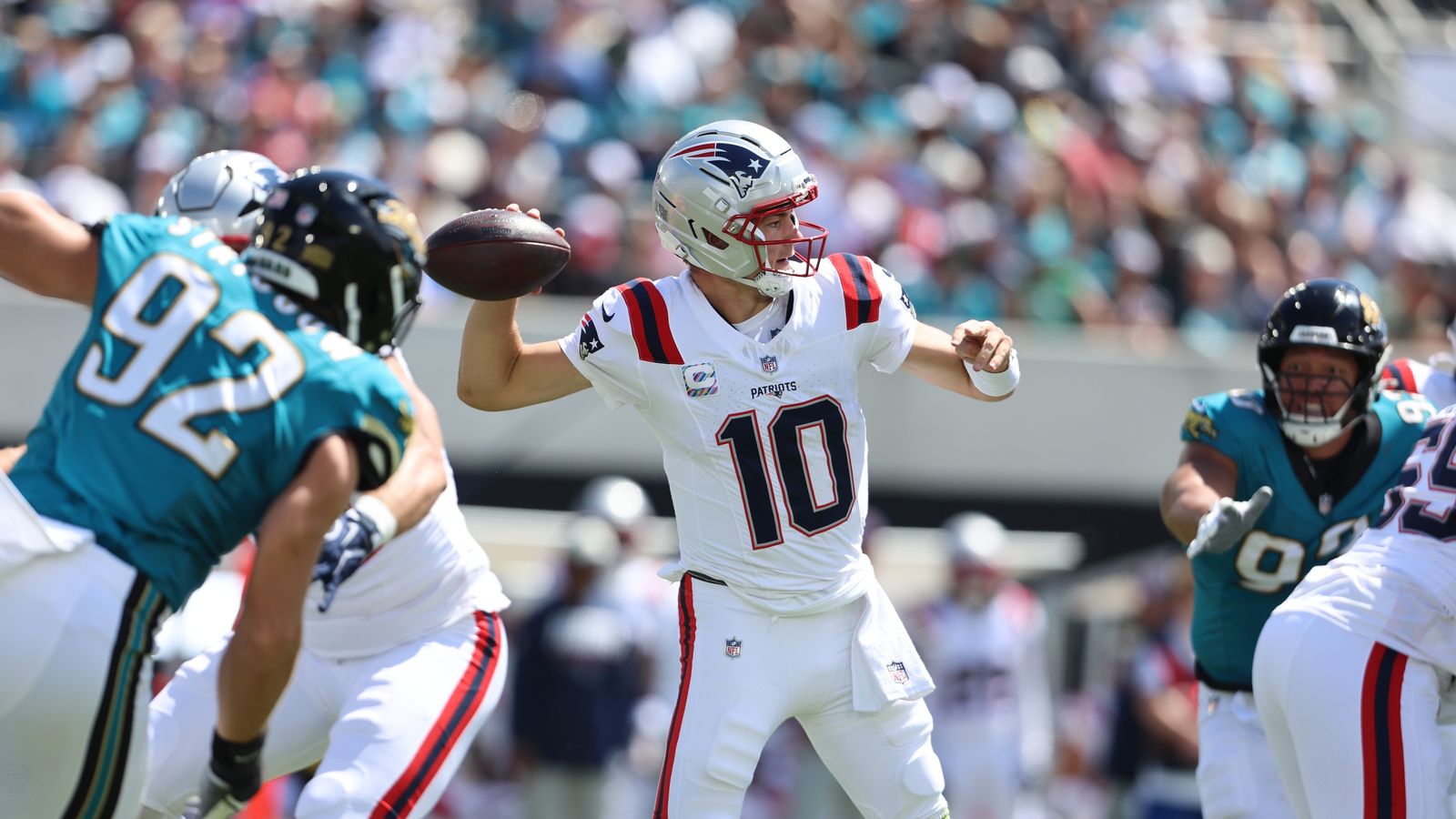 FINAL: Jaguars 35, Patriots 6 - Maye has three more turnovers as NE is embarrassed taken at EverBank Stadium (Patriots). Photo by (Imagn Images)