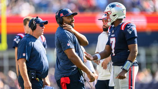 Giardi: If the Patriots offense keeps living this way, consistent success will be hard to find taken at Gillette Stadium (Patriots)