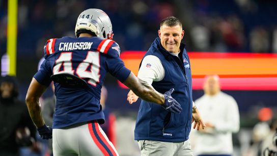 Bedard: With path to Super Bowl even more open now, Patriots will need to out-physical the Texans taken at BSJ Headquarters (Patriots)