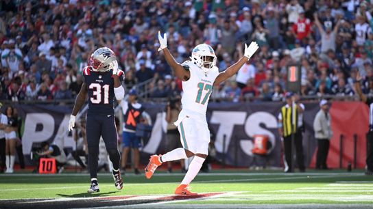 FINAL: Dolphins 15, Patriots 10 - Polk go-ahead TD ruled incomplete; NE penalized 12 times, 105 yards taken at Gillette Stadium (Patriots)