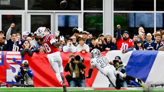 Bedard: 4 sequences to a blowout win - Defense clamps down twice, Maye makes it look easy vs. Raiders taken at BSJ Headquarters (Patriots). Photo by (Tim Rice for BSJ)
