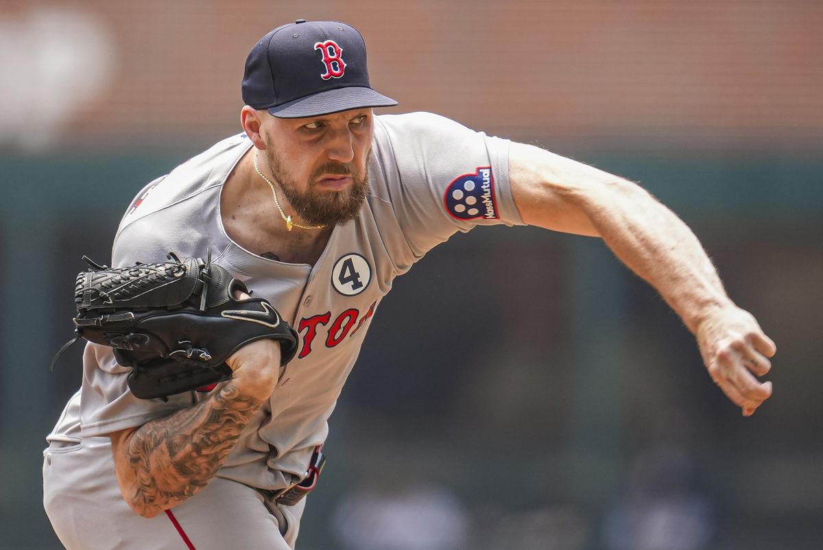 Jun 1, 2025; Cumberland, Georgia, USA; Boston Red Sox starting pitcher Garrett Crochet (35) pitches against the Atlanta Braves during the first inning at Truist Park. Jun 1, 2025; Cumberland, Georgia, USA; Boston Red Sox starting pitcher Garrett Crochet (35) pitches against the Atlanta Braves during the first inning at Truist Park.