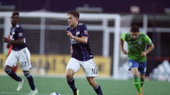 Rowe continues to help kids fighting cancer taken at Gillette Stadium (Revolution)