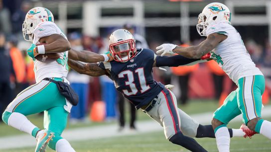 Apropos of nothing: Patriots cornerback ratings through 11 games taken in Buffalo (Best of BSJ Free Preview)