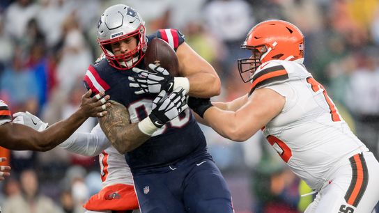 FINAL: Patriots 27, Browns 13 - Offense does enough in second half for 8-0 taken at Gillette Stadium (Patriots)