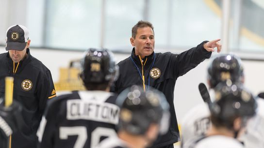 Bruce Cassidy returns, ready for 'a little juice' as Bruins camp continues with full team taken at Warrior Ice Arena (Bruins)