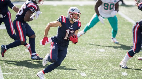 Julian Edelman proves valuable complement to Patriots ground game in opener taken at Gillette Stadium (Patriots)