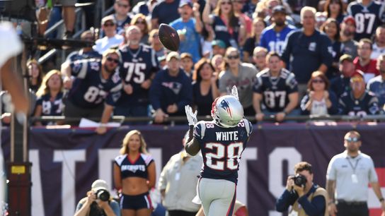 The Quest for 7: Patriots' road ahead, Potential gems, Brady one-ups Manning, Links 2.12.20 taken at BSJ Headquarters (Patriots)