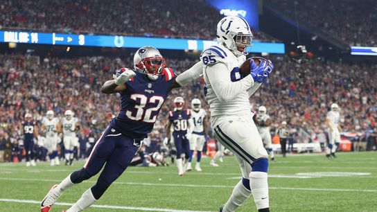 Bedard: With Chiefs looming, Patriots' defense allows 298 yards in 2nd half vs. Colts taken at Gillette Stadium (Patriots)